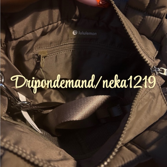 Lululemon Quilted Grid Tote Bag Mini 5L- Fawn Brown - Picture 5 of 9